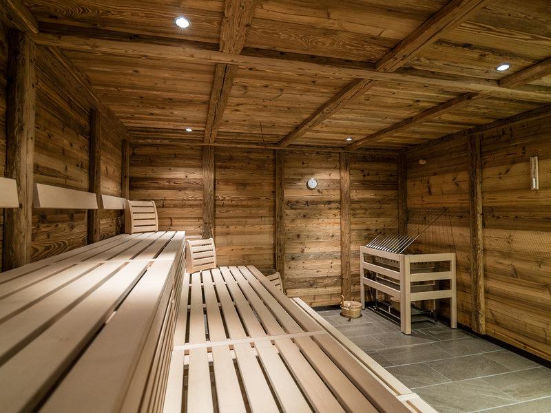 732D76C016F992120DB952BB99E5E35B