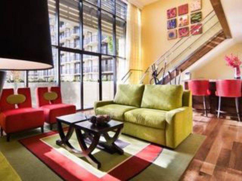 B064FF342FF5679A0423AE915E58D765