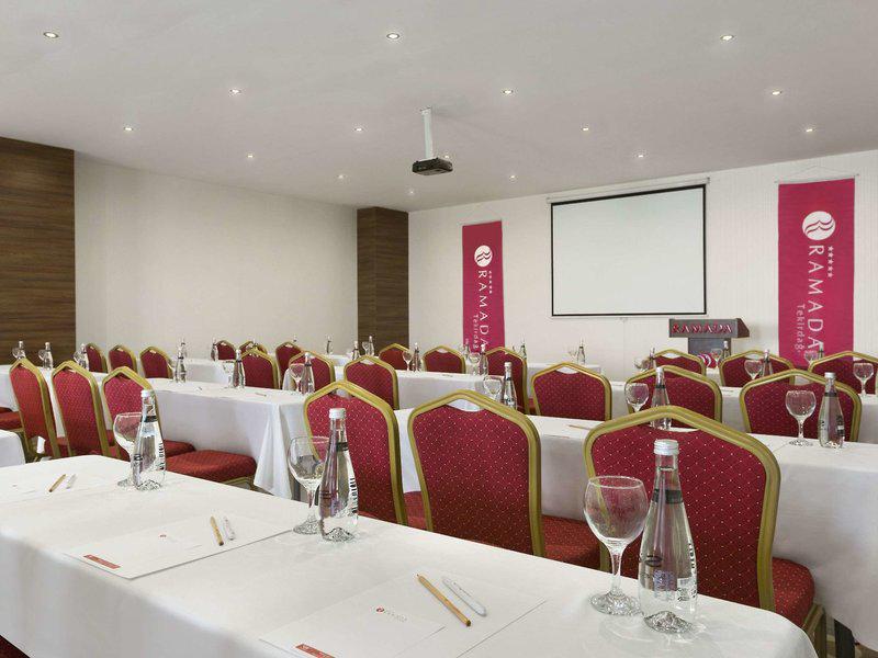 70F011DBC443D1A5E25255695280584F