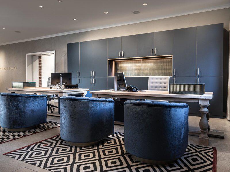 D4F869E2B6C89581F0A82A25FAC017D2