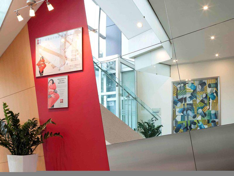 01C2D8430DBC8E270F8446F39B2785DB