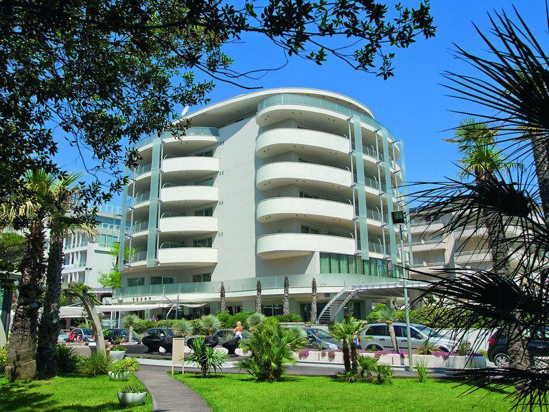 4C8DC8CB6978A57D7C01460296A64928