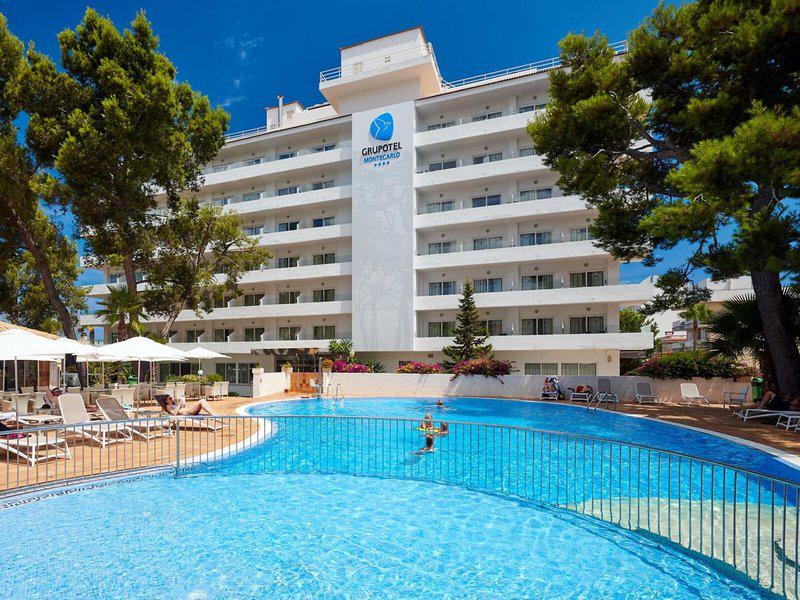 06D02A735E139BD0D3554E8B591D4F38