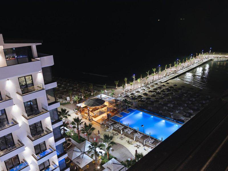 02B256FF728FA5DB6F32D75F95A0EC93