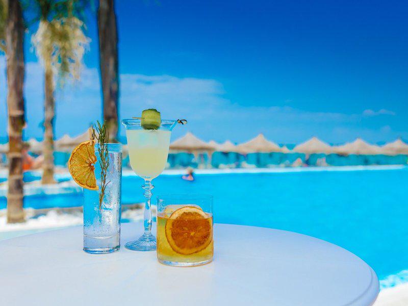 8B26AA63B5710CF8B4A015C27D2949D9