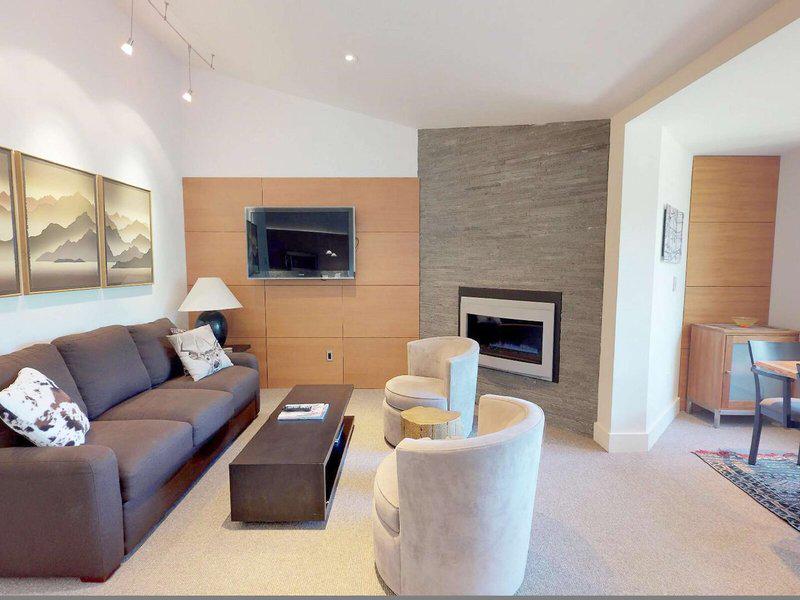 F77AD587BF9117C02C57A0CFD13F14C9