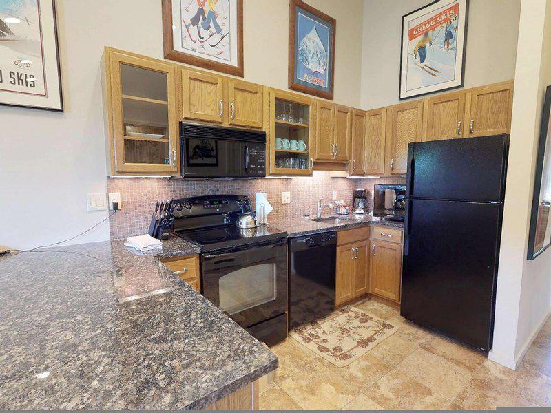 4B0245CBB6E2B7428F7F12666DF1E9DC