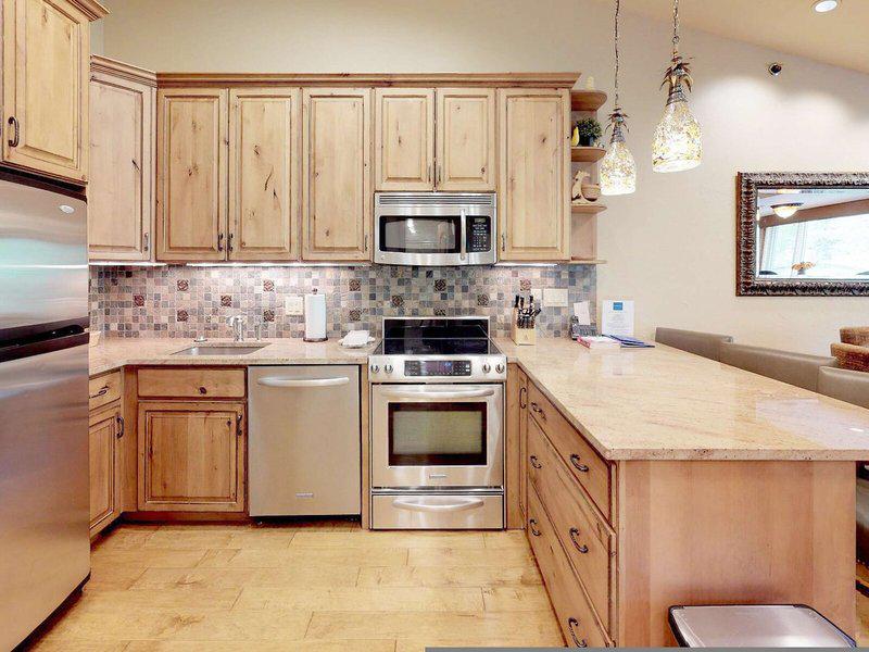 38DD33E3D920EAF7080B98C1338DAB0A