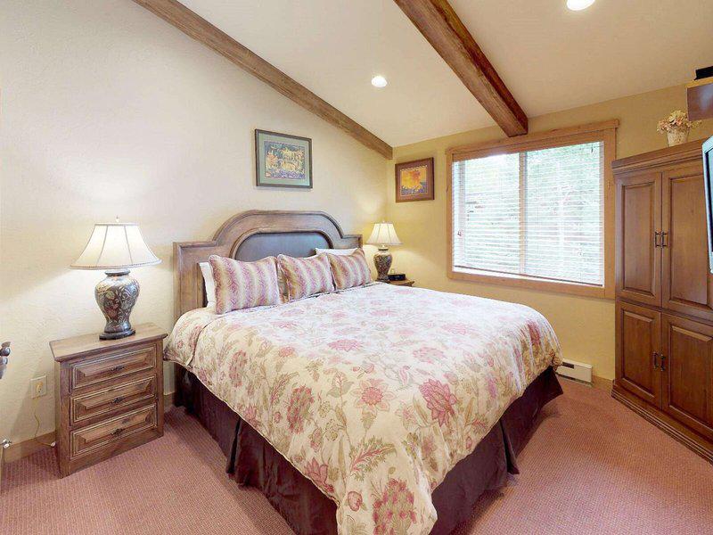 144E86CA0B853042066C8A566C90F992