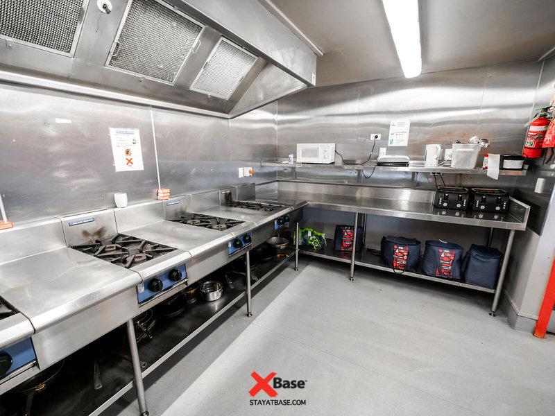 98AD2738A1C54C0E1D956D819FAB1E80