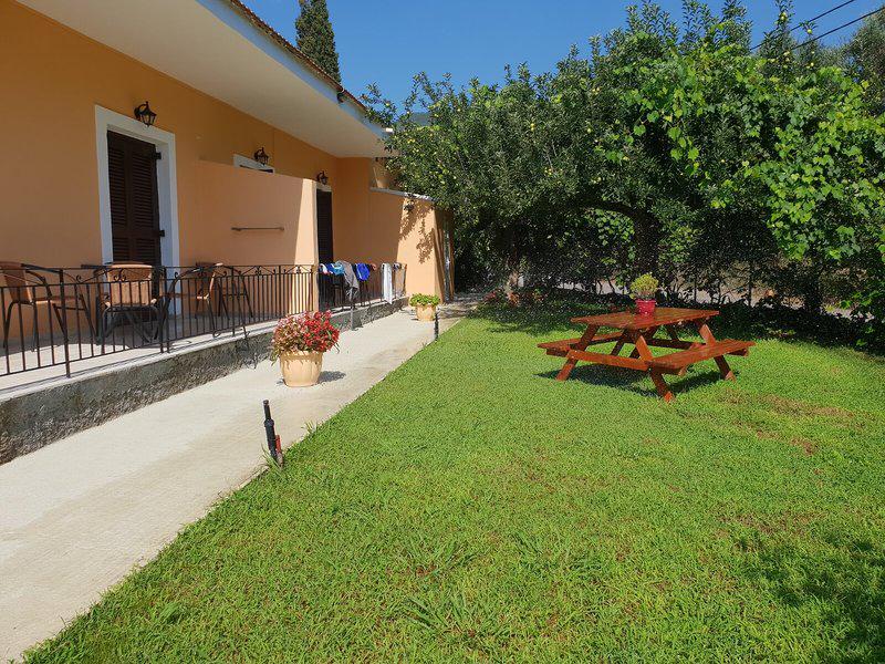 04AEBA2C0C241F05E84E8D8242C955D7