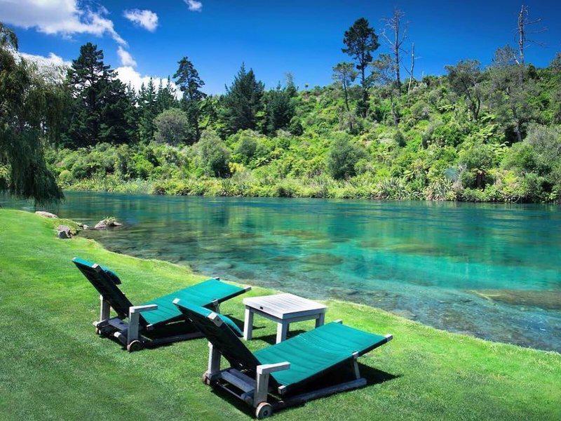 A3D0E8B5834ABC8D8D9F25CDBA6453E8