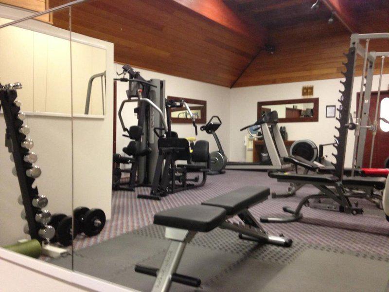 09D6AF884333B47F7AD1FAAD3EAC33E2