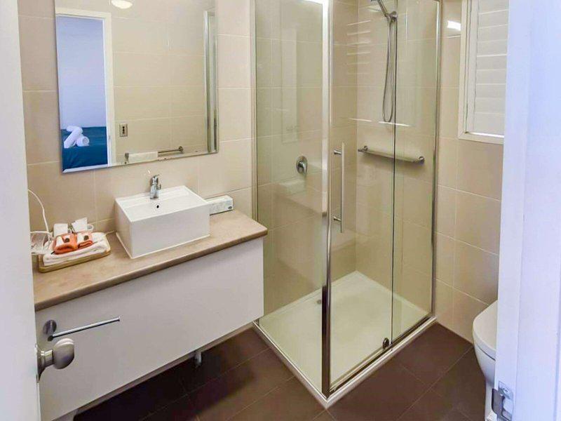 A32FF896A439851A92CC96ADB22AFE98