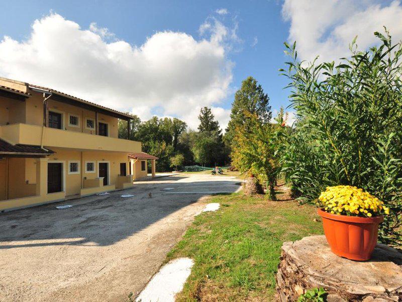 3C290ECF831AA0CA04073C41EA98CB05