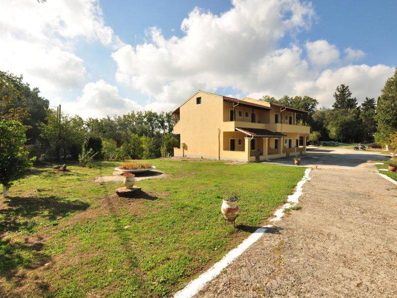 413230E3C092C38A3DD2B635270F8E27