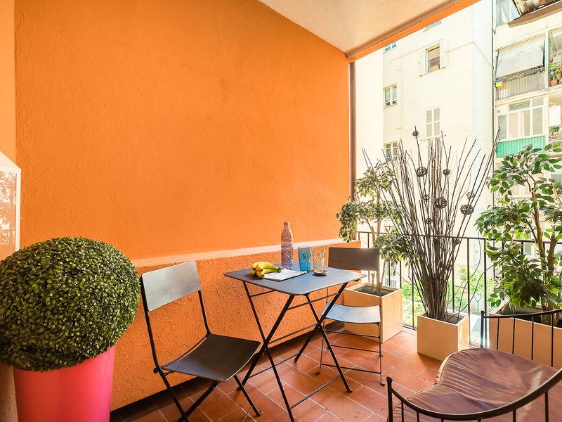 E9FF092E23C87F240245F51F2F6F9D48