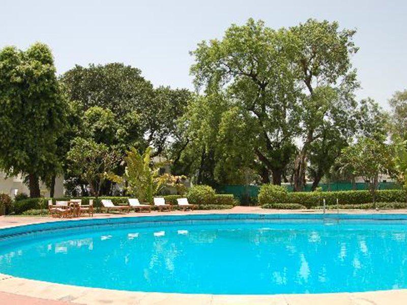 EF854811C58AF23369359AEC62E6CFC8