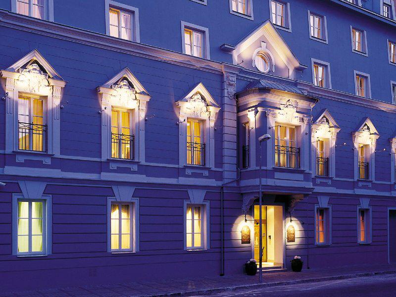 E3BEA19B7B5C43D6A8A828C154CB122E