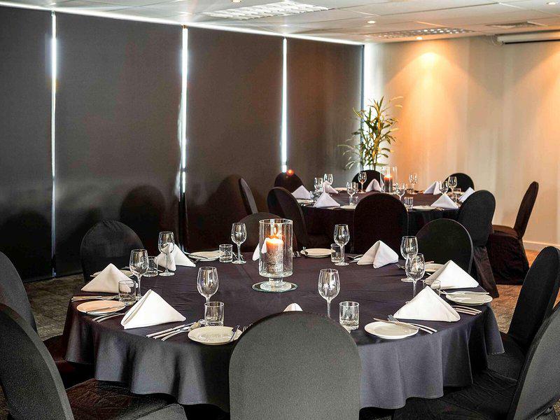 F56C292BF6DAD8EDF678FADFD75389FF