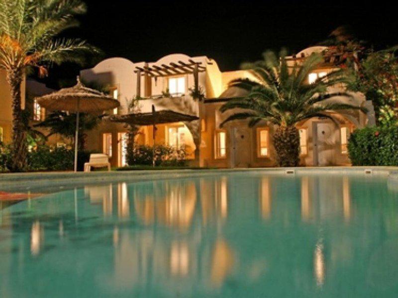 98F964C54F4ECD5F0B7F1584A6E7B101