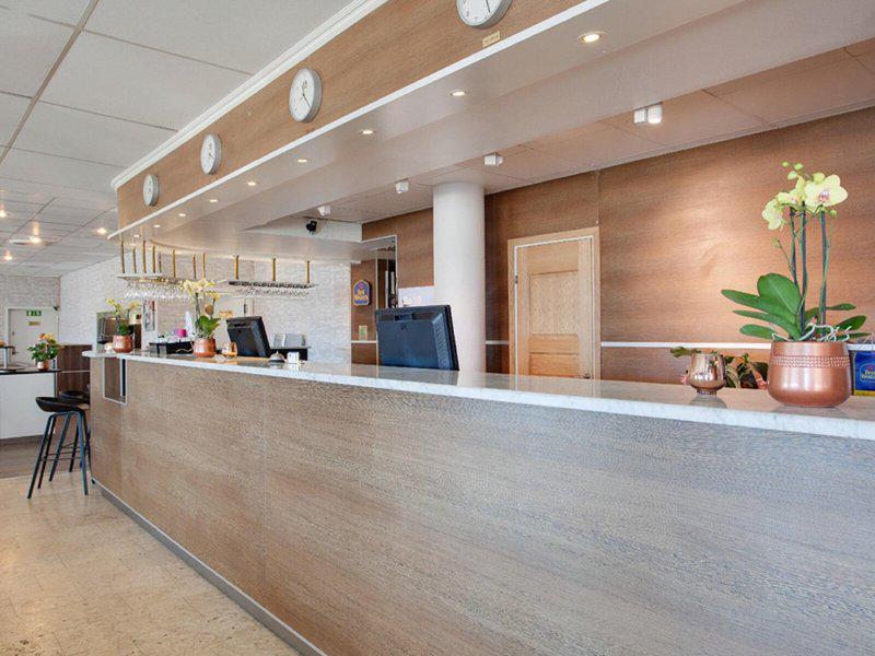 75B140170DA8537F20E3B3155ACF4F07