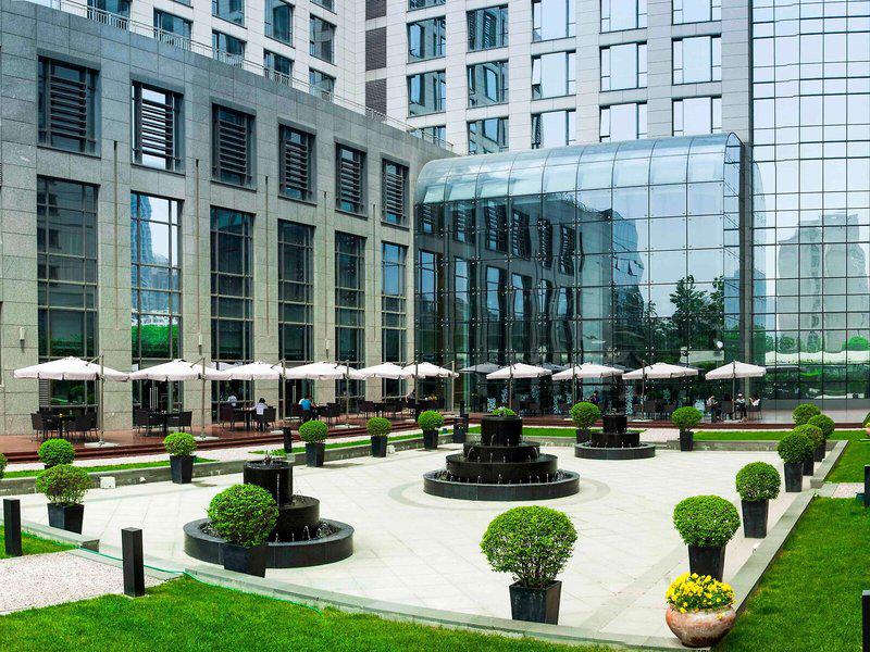 824988C62CC99CC4726782C88B54B5A8