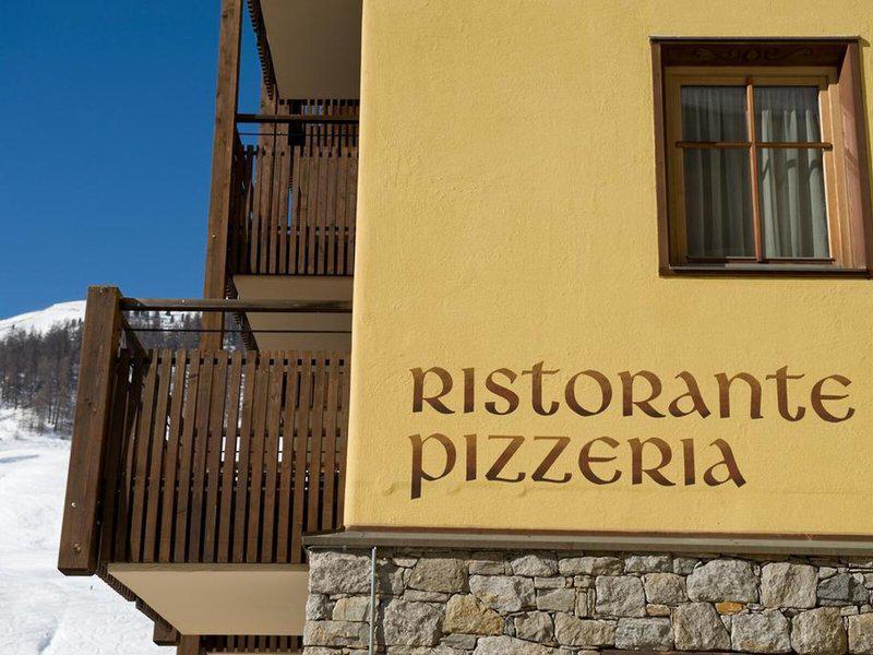 9A04078B98620E4ADC7CEDEAEBC9EE53