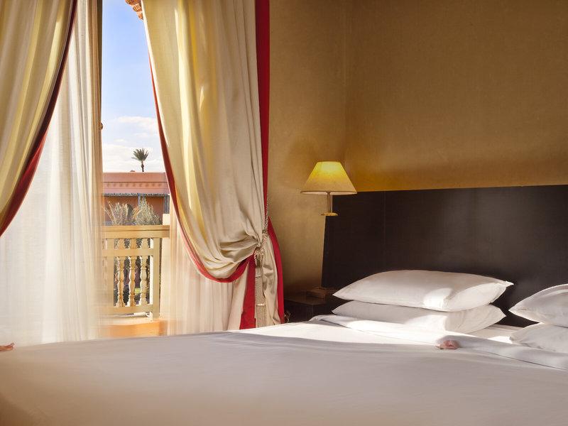 CE2AB37E06D7617DC52819D09B0A5A2B