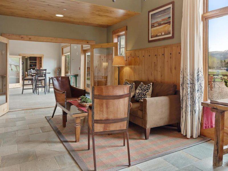 8ED1812571B7BC5E576403CDACE5DA66