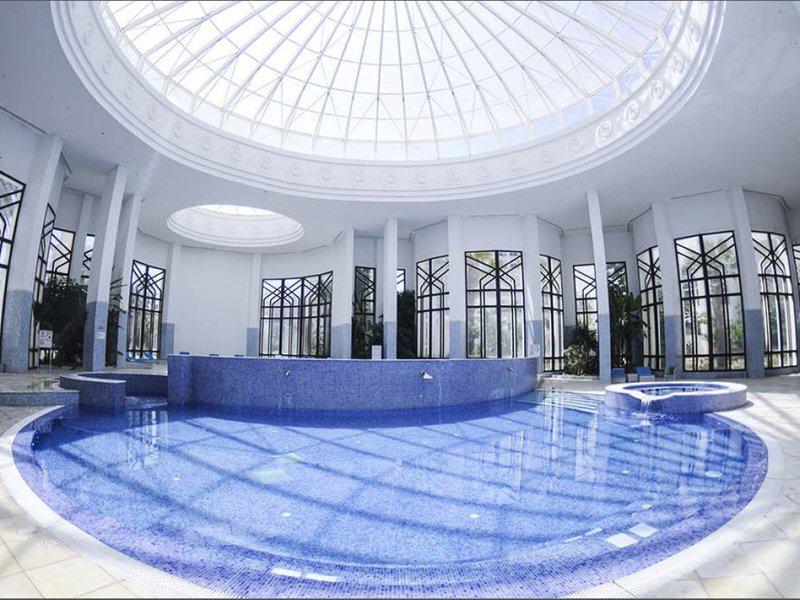 A18589FE1BB83D3AAC5FF9A85891410C