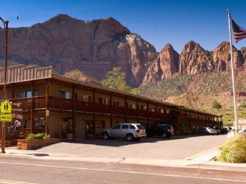 0B2A49BE1A46B21B7B294B8C79445119