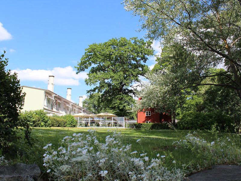 9CB2575F13F68A5B3F946BCA706495B3