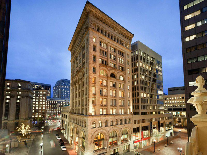 70486FAB904B78CF34538C3F663829A6