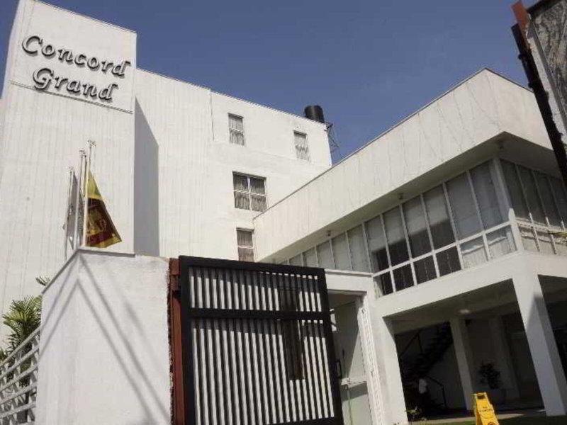 C3A607D96E3A18C7ED348D8E21D9B9F1