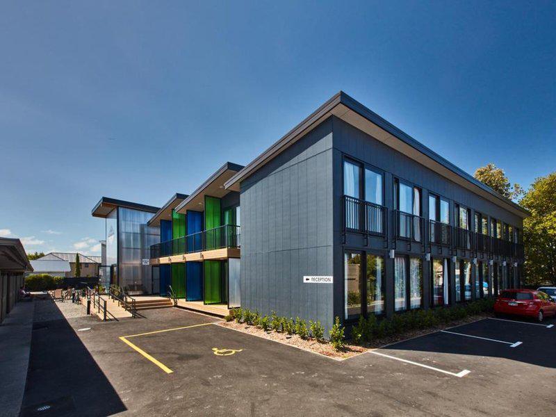 FF1275F2368EFAEC4BB88C66028D2A75