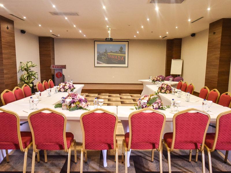 D1230673730B09B5DCA76AE3908828BD