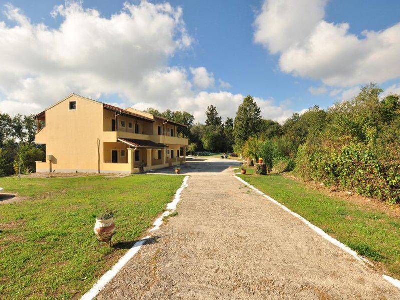 7F339581548F5082AB566C5788E927E3