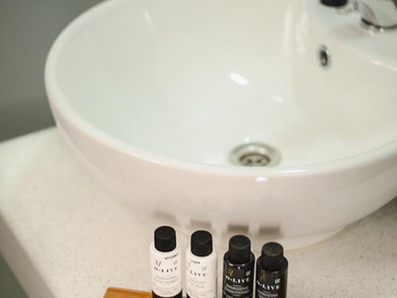 4817DA6F7F601A69F95084DEACFF56A5