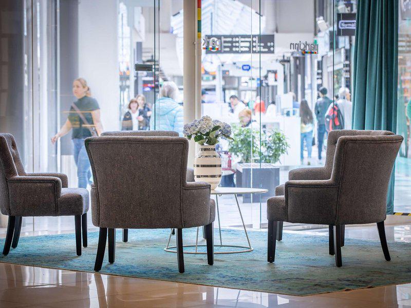 FB1AED202EB498F2E550B566F6413F34