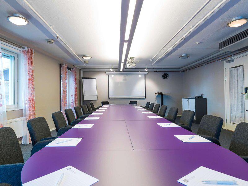 9E6A8467C88F13282165622E7AA9FDAA