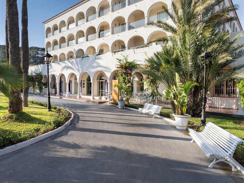 3DB304110419CB16AA59B086733DC9C3