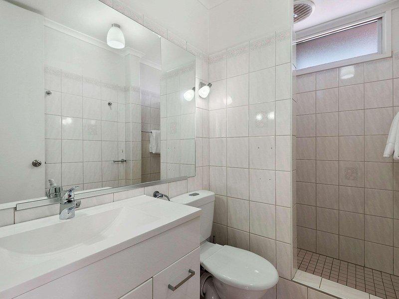 B6ACB955B7BB49C2A7F63C4246439468