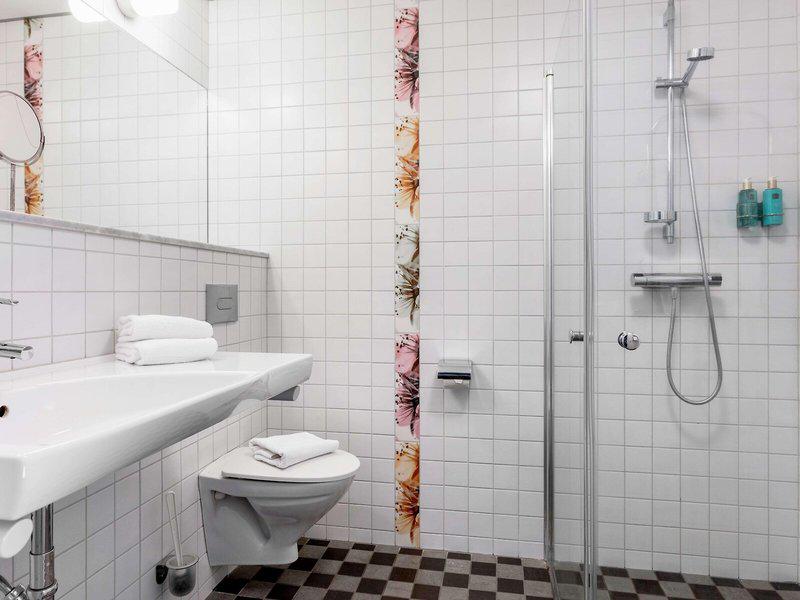 BBF96CFC383E198FB27AC78A72CBF501