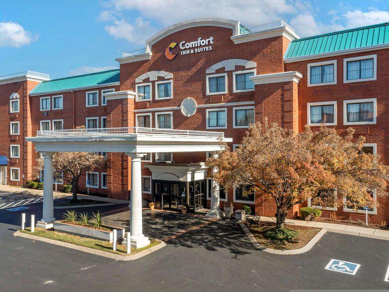 B71A827CC4373D5C8ADD12F40DE19E3D