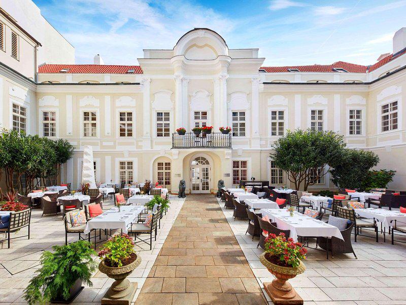 B0FDAD2134039CCF38A59855E7F446CA