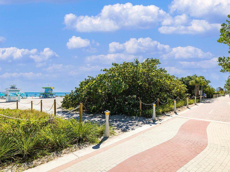 29611017CBA545025C36ABC5A2B9149E