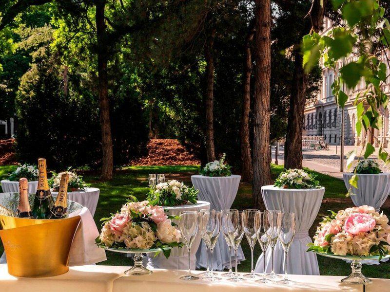 ACA5AC0A17F13BA17373A8FF4A072BCB