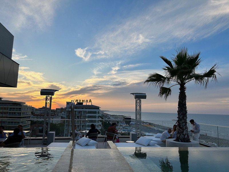 6117FE6474F7F76D7B9AEFAF48E6DF64