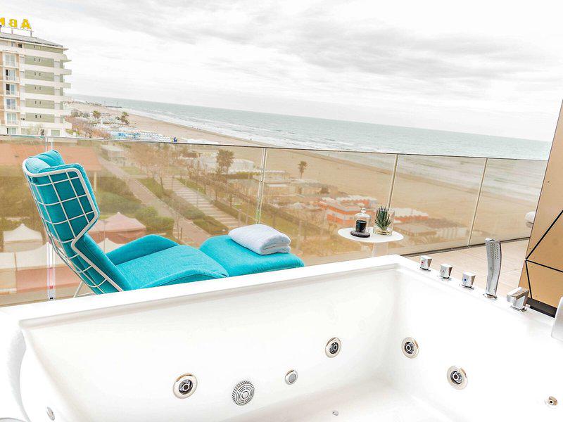 7307F12A1425AED89842F7BD48BED733